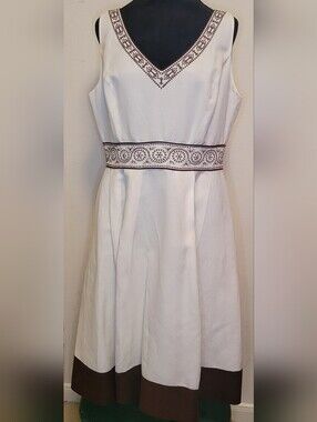 Jessica Howard Cream and Brown Embroidered V-Neck Midi Dress